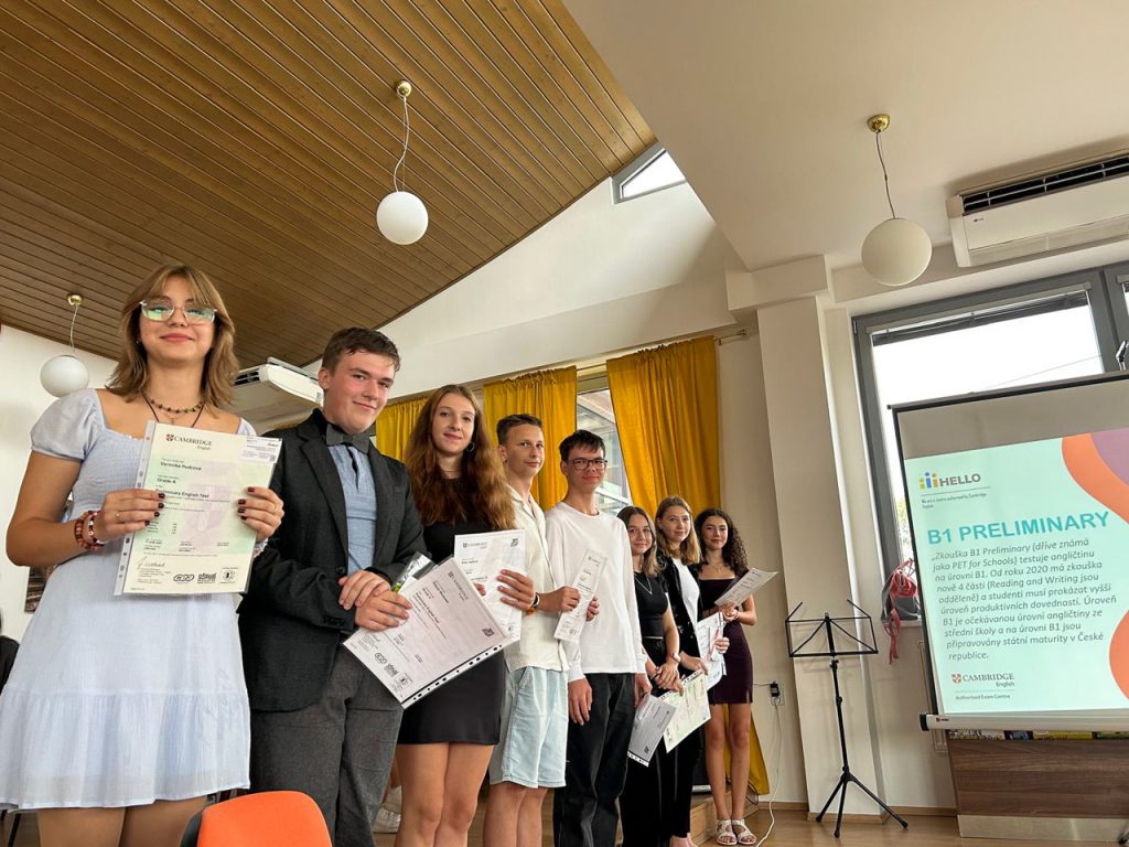 Předávání certifikátů -8