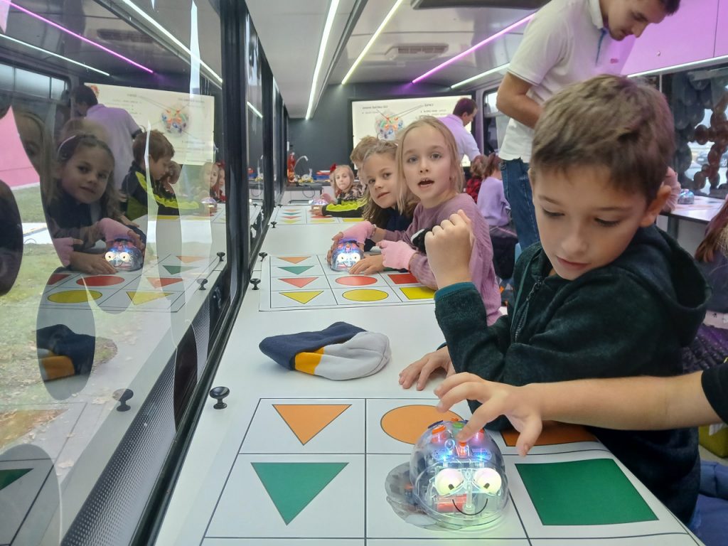 EDUbus-83