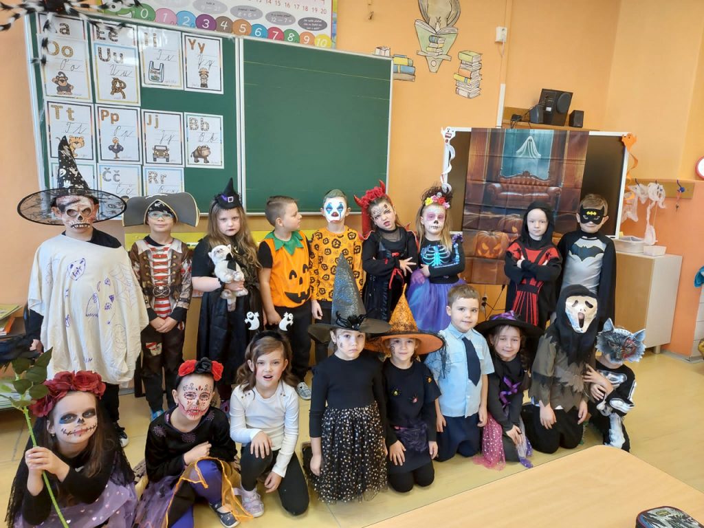 Halloween ve škole-14