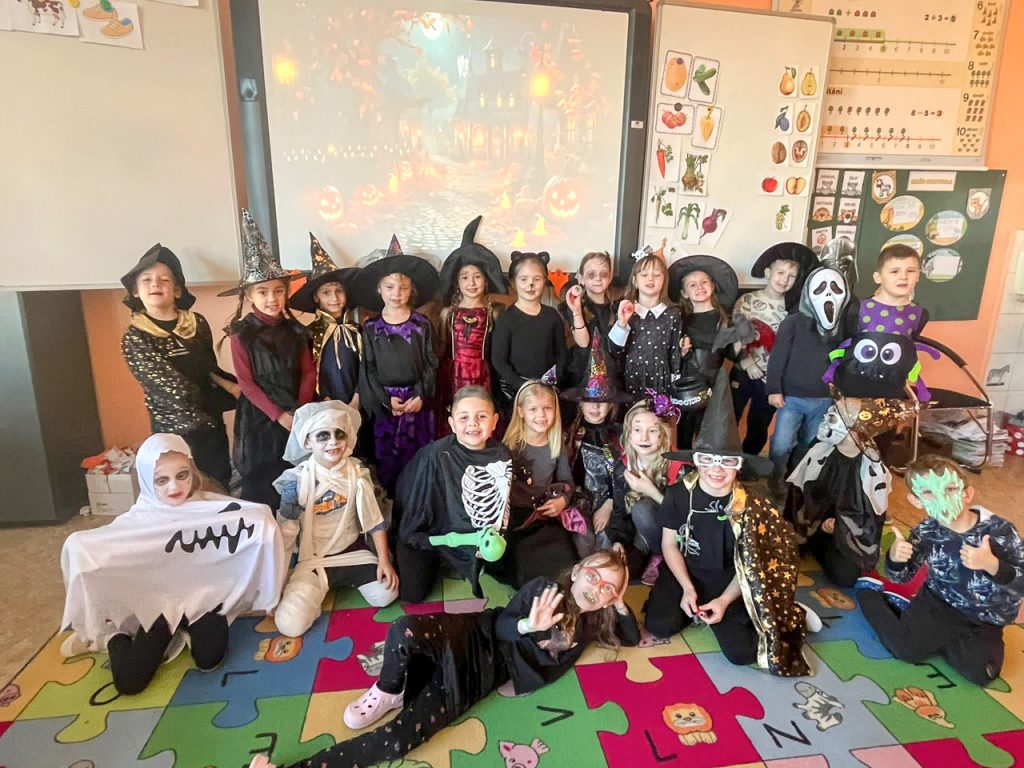 Halloween ve škole-8