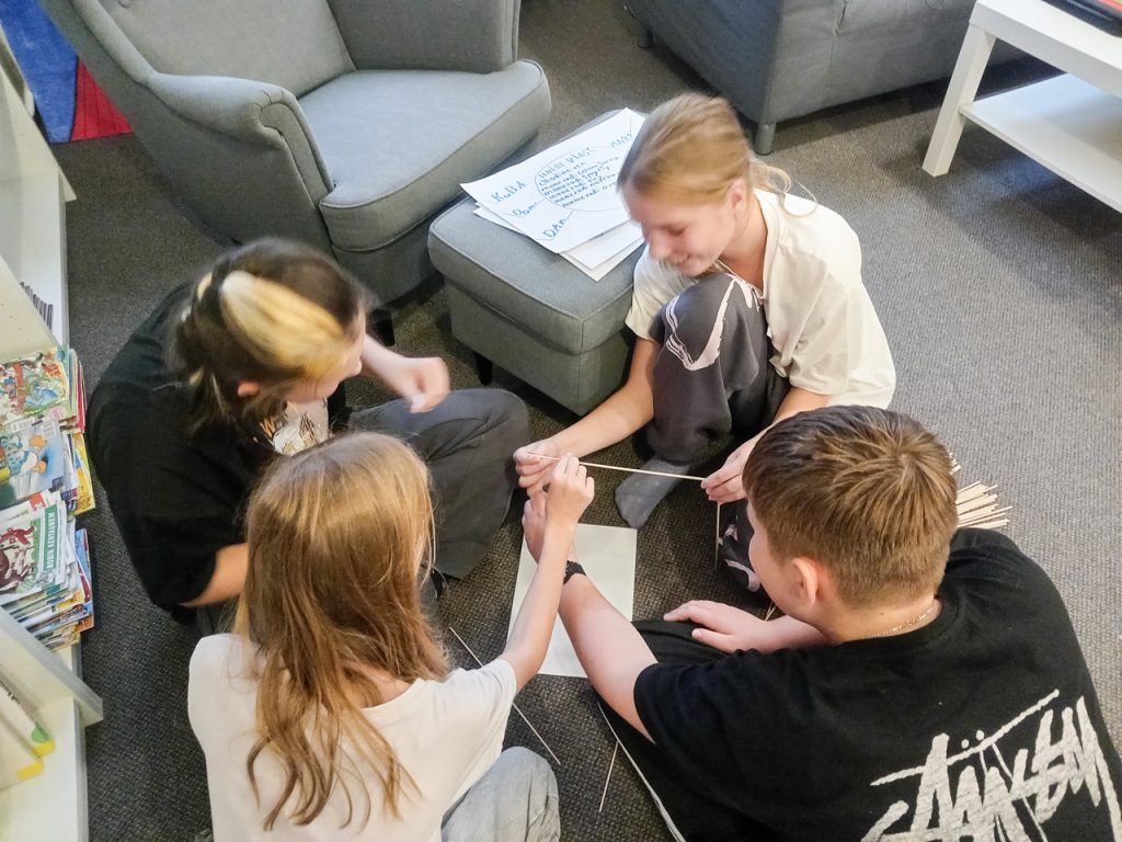 Tajemná noc ve škole-14