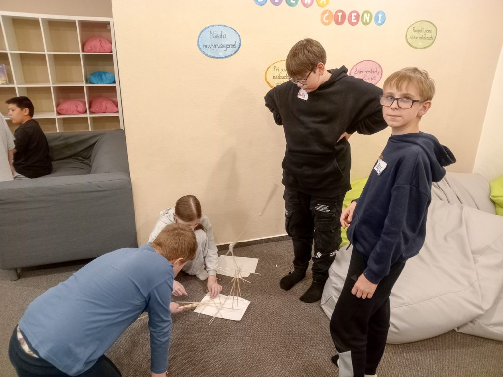 Tajemná noc ve škole-17