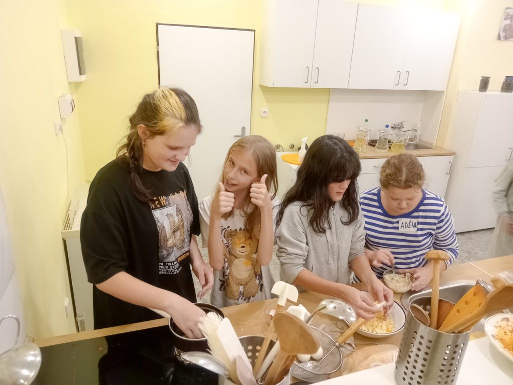 Tajemná noc ve škole-22