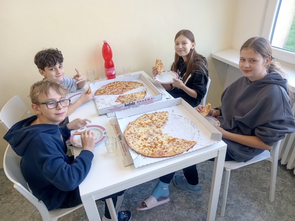 Tajemná noc ve škole-37