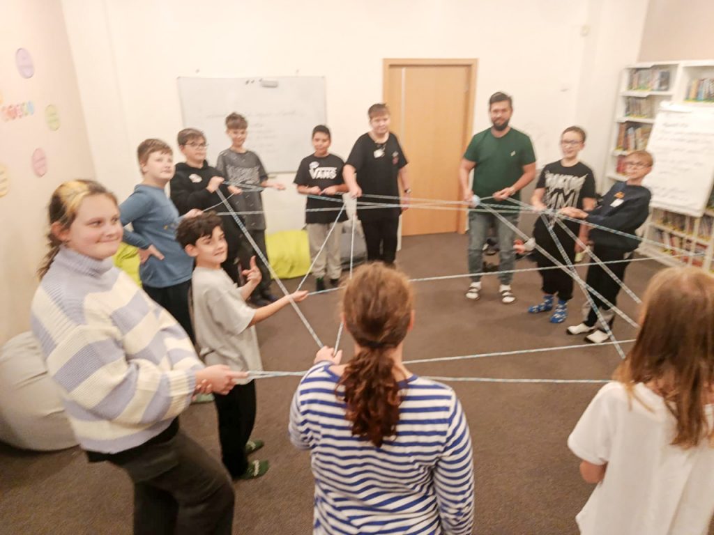 Tajemná noc ve škole-40