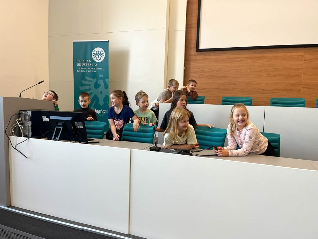 Návštěva univerzity-10