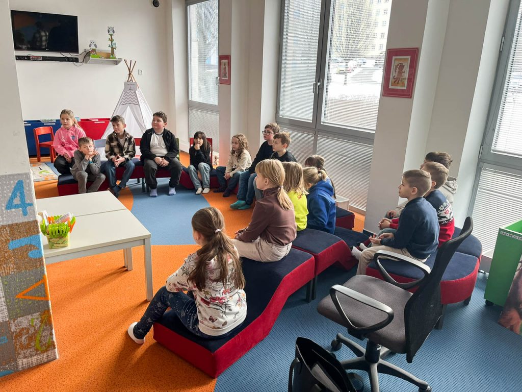 Beseda v knihovně-5